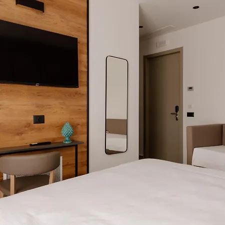 Belladonna Otel Pedara